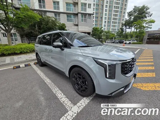 Kia Carnival 2025 — Şəkil 5/16