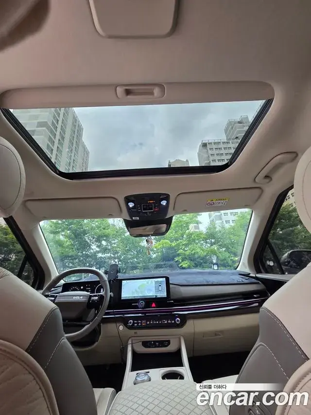 Kia Carnival 2025 — Şəkil 9/16