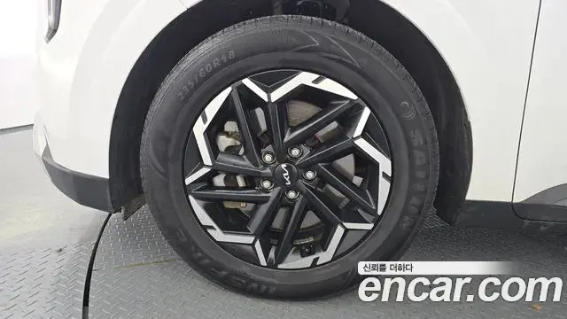 Kia Carnival 2024 — Photo 5/20