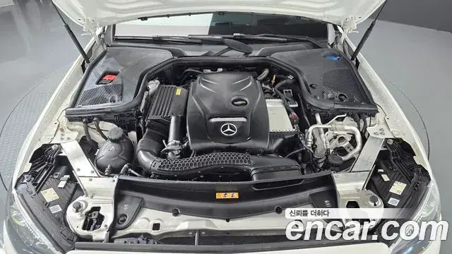 Mercedes-Benz E-Class 2022 — Фото 6/20