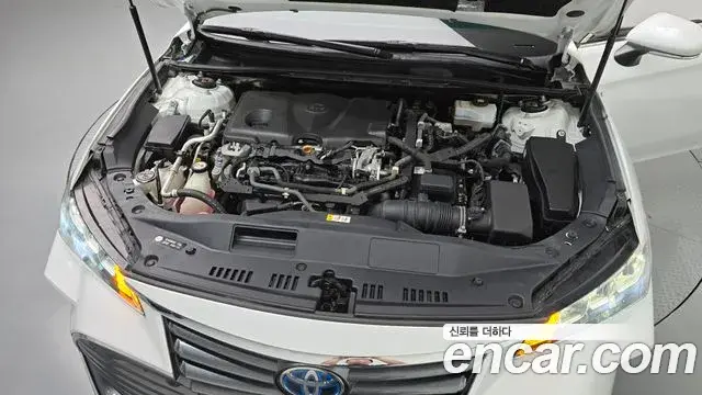 Toyota Avalon 2019 — Photo 6/20
