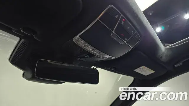 Mercedes-Benz S-Class 2020 — Photo 19/20