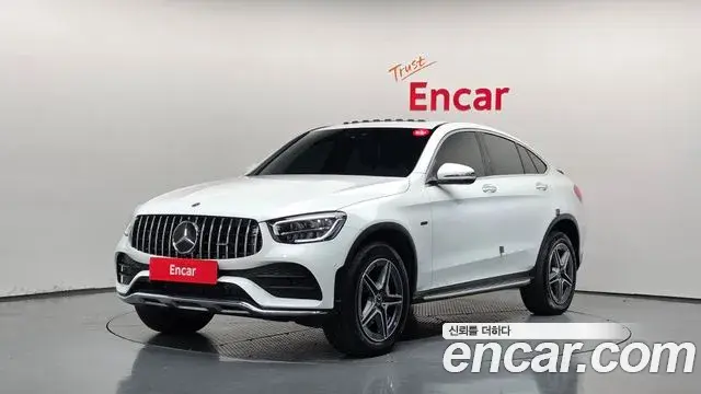 Mercedes-Benz GLC-Class 2021 — Photo 1/20