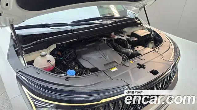 Kia Carnival 2023 — Photo 6/20
