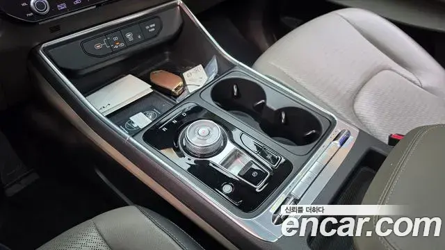 Kia Carnival 2023 — Photo 9/20