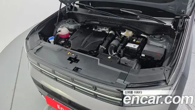 Hyundai Santa Fe 2023 — Photo 6/20