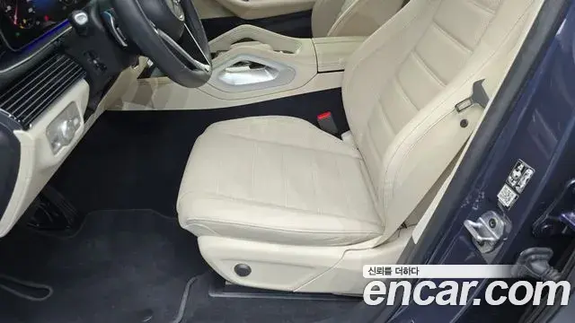 Mercedes-Benz GLE-Class 2023 — Photo 20/20