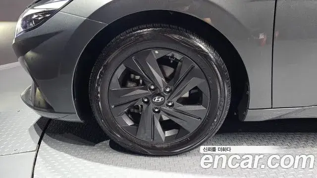 Hyundai Avante 2022 — Photo 5/20