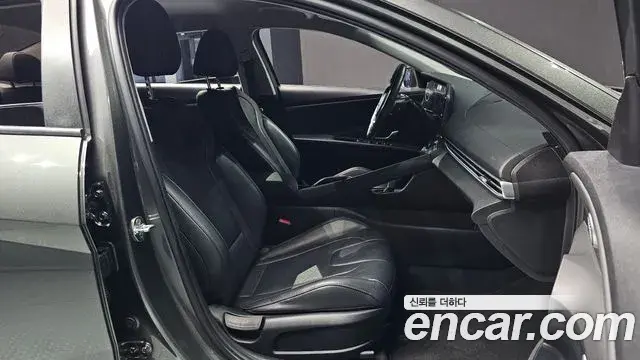 Hyundai Avante 2022 — Photo 11/20