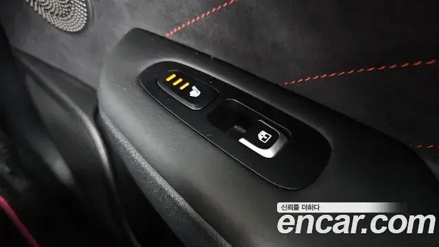 Kia Stinger 2022 — Photo 19/20