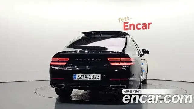 Genesis Electrified G80 2021 — Photo 4/20