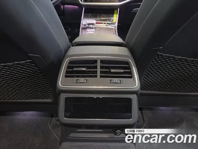 Audi A6 2025 — Photo 13/18