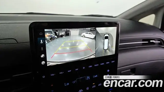 Hyundai Staria 2022 — Photo 6/20