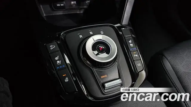Kia Seltos 2023 — Photo 9/20