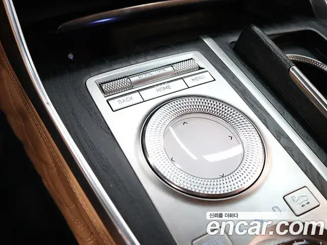 Genesis GV80 2021 — Photo 8/20