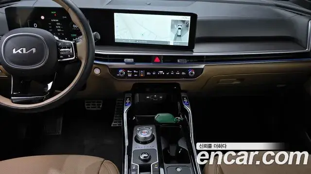 Kia Sorento 2023 — Фото 17/20
