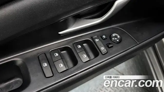 Hyundai The New Avante Hybrid 2021 — ფოტო 14/20