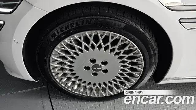 Genesis G80 2022 — Photo 3/20