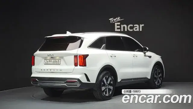 Kia Sorento 2021 — Photo 17/20