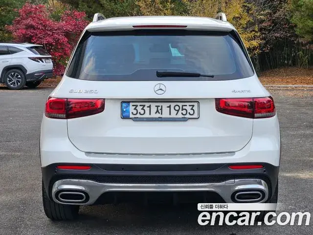 Mercedes-Benz GLB-Class 2020 — Şəkil 5/20