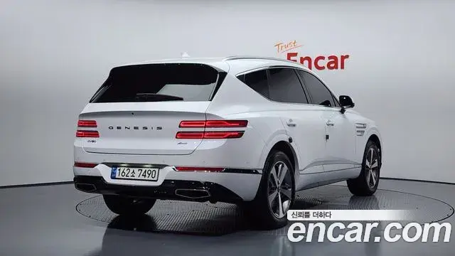 Genesis GV80 2023 — ფოტო 17/20