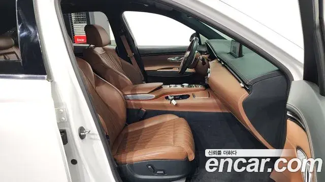 Genesis GV70 2021 — Photo 11/20