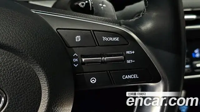 Hyundai Sonata Hybrid 2019 — Photo 13/20