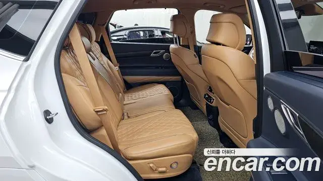 Genesis GV80 2020 — ფოტო 7/20