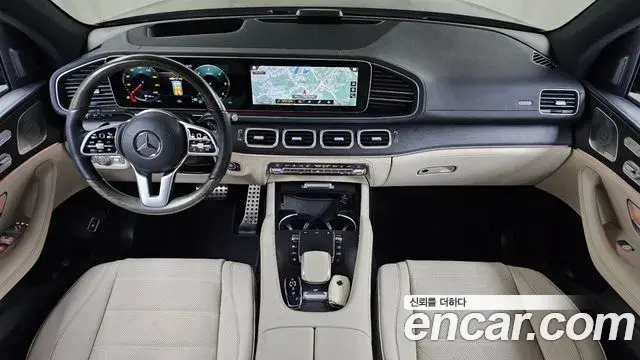 Mercedes-Benz GLS-Class 2022 — Photo 16/21