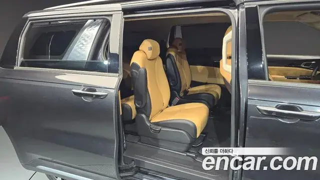 Kia Carnival 2020 — Şəkil 11/20
