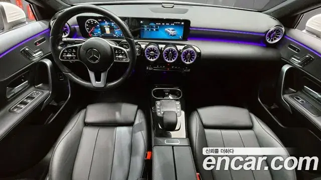 Mercedes-Benz A-Class 2022 — ფოტო 16/20