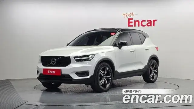 Volvo XC40 2019 — Фото 19/19