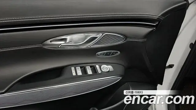 Genesis GV70 2022 — Photo 9/20