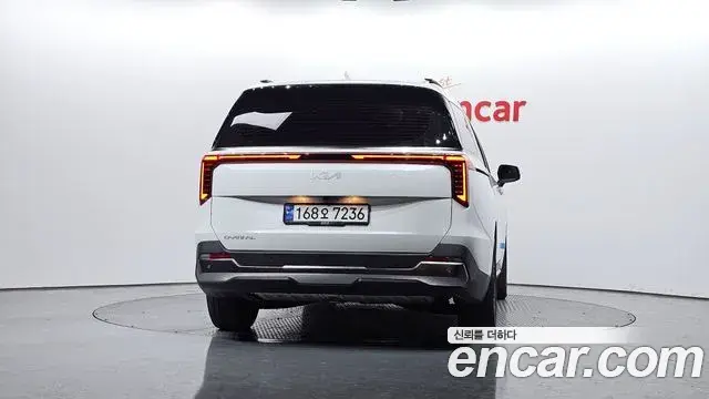 Kia Carnival 2024 — Şəkil 15/20