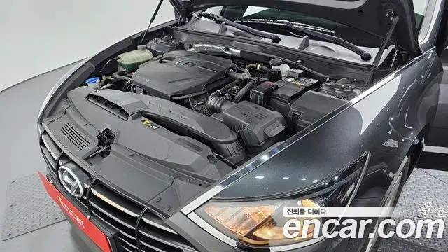 Hyundai Sonata 2020 — Фото 6/20