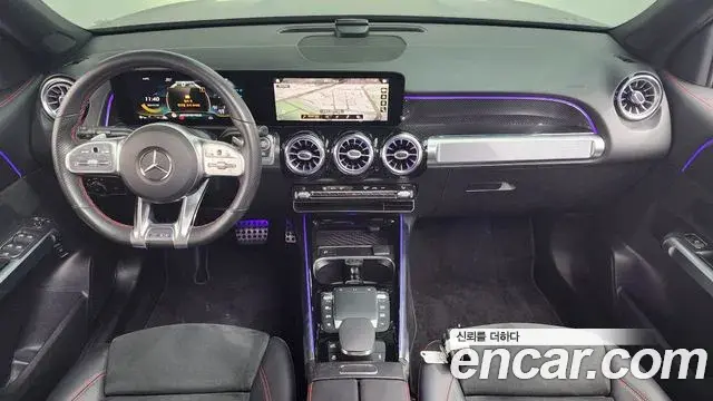 Mercedes-Benz GLB-Class 2021 — ფოტო 18/20