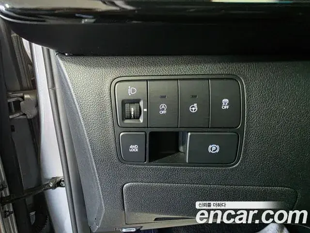 Hyundai Staria 2024 — Photo 2/20