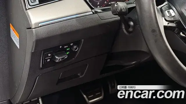 Volkswagen Arteon 2019 — Photo 15/20