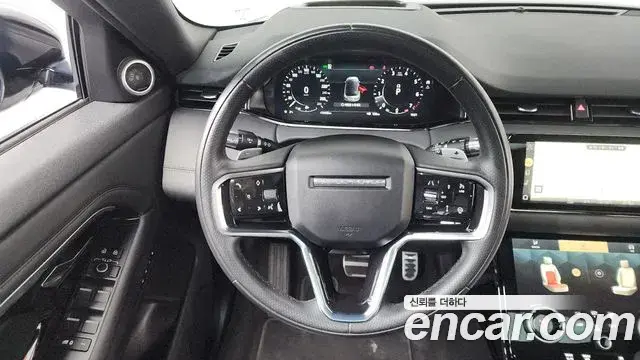 Land Rover Range Rover Evoque 2021 — Şəkil 19/20