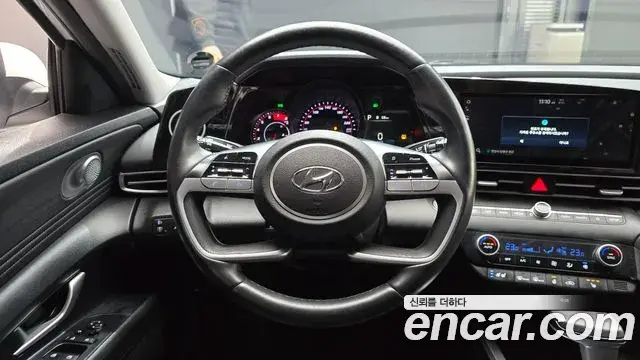 Hyundai The New Avante Hybrid 2022 — ფოტო 2/20