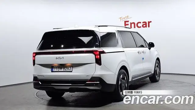 Kia Carnival 2024 — ფოტო 9/20