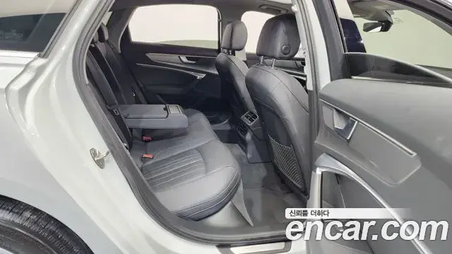 Audi A6 2021 — Photo 14/20
