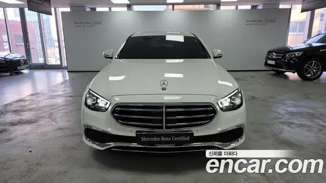 Mercedes-Benz E-Class 2023 — Şəkil 17/17