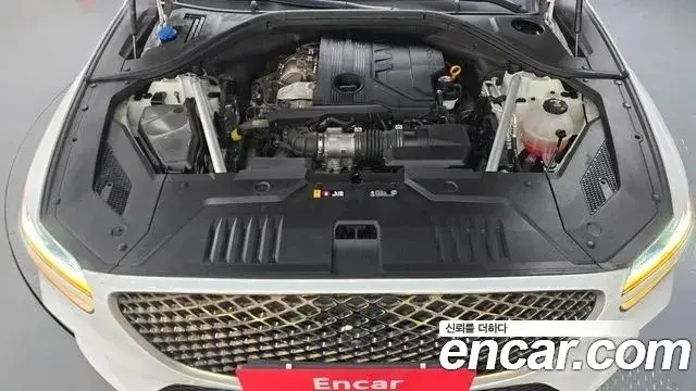 Genesis GV70 2021 — Photo 13/20