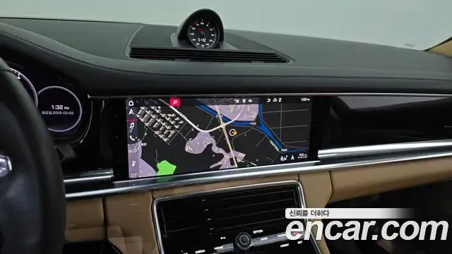 Porsche Panamera 2021 — Photo 10/20