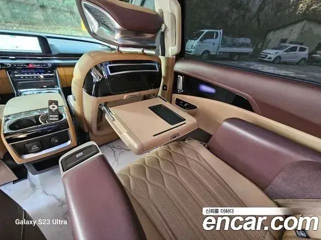 Kia Carnival 2022 — Şəkil 19/20