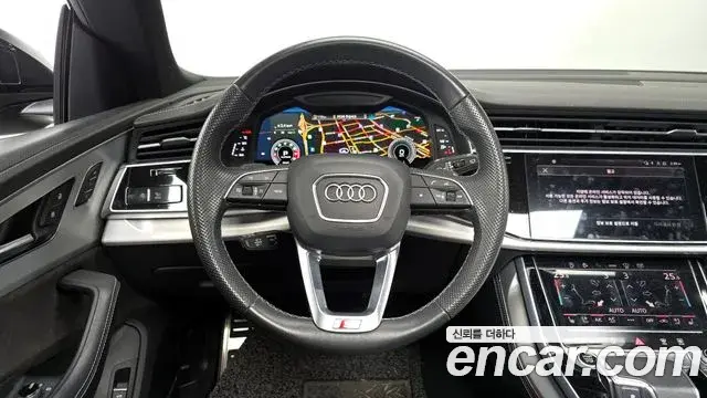 Audi Q8 2021 — ფოტო 19/20