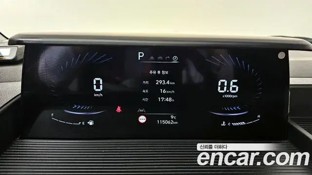 Hyundai Staria 2021 — Фото 8/20