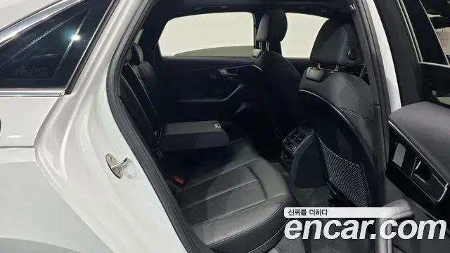 Audi A4 2021 — Şəkil 10/21