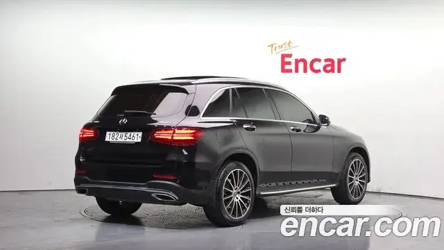 Mercedes-Benz GLC-Class 2019 — ფოტო 7/20